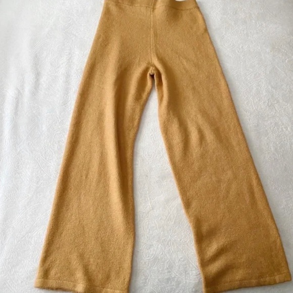 NWT Camel Wide Leg Soft Knit Pants - Picture 3 of 13
